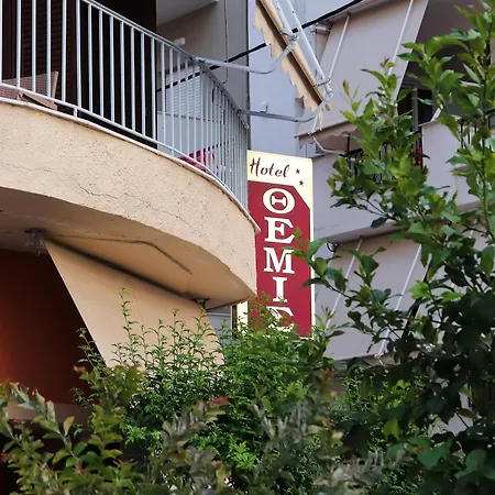 Aparthotel Themis - θέμις Loutra Edipsou (Evia)